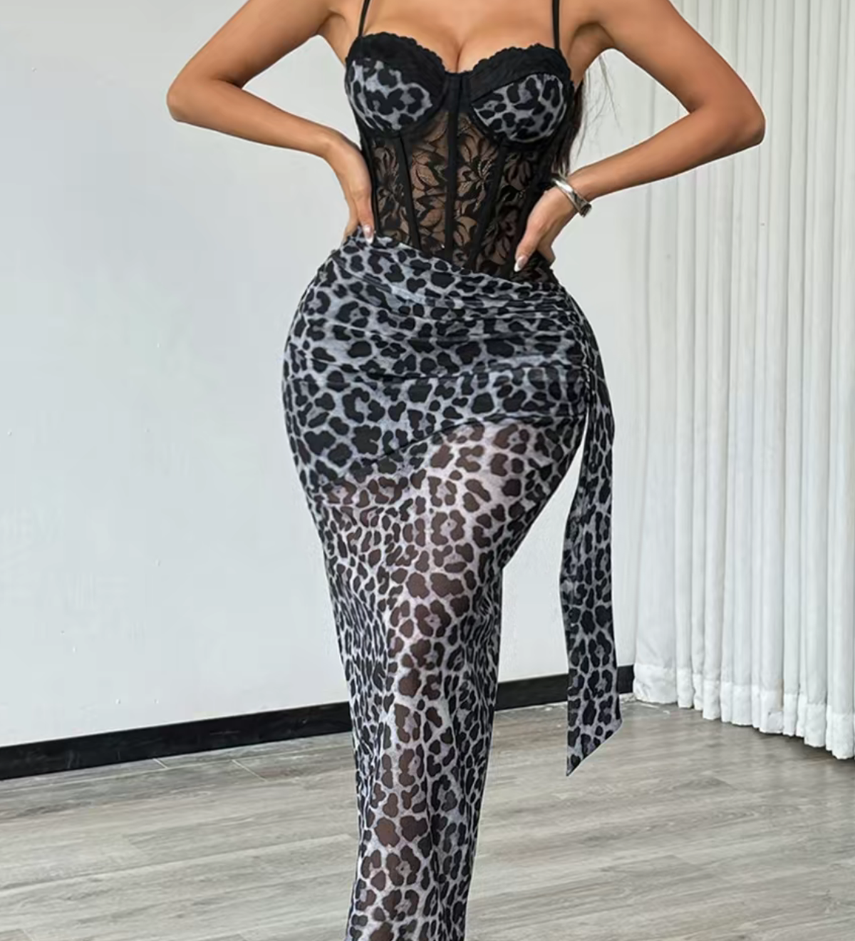 Hourglass Sexy Leopard Print Dress