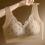Wire Free Seamless Thin Breathable Bra with Delicate Floral Lace